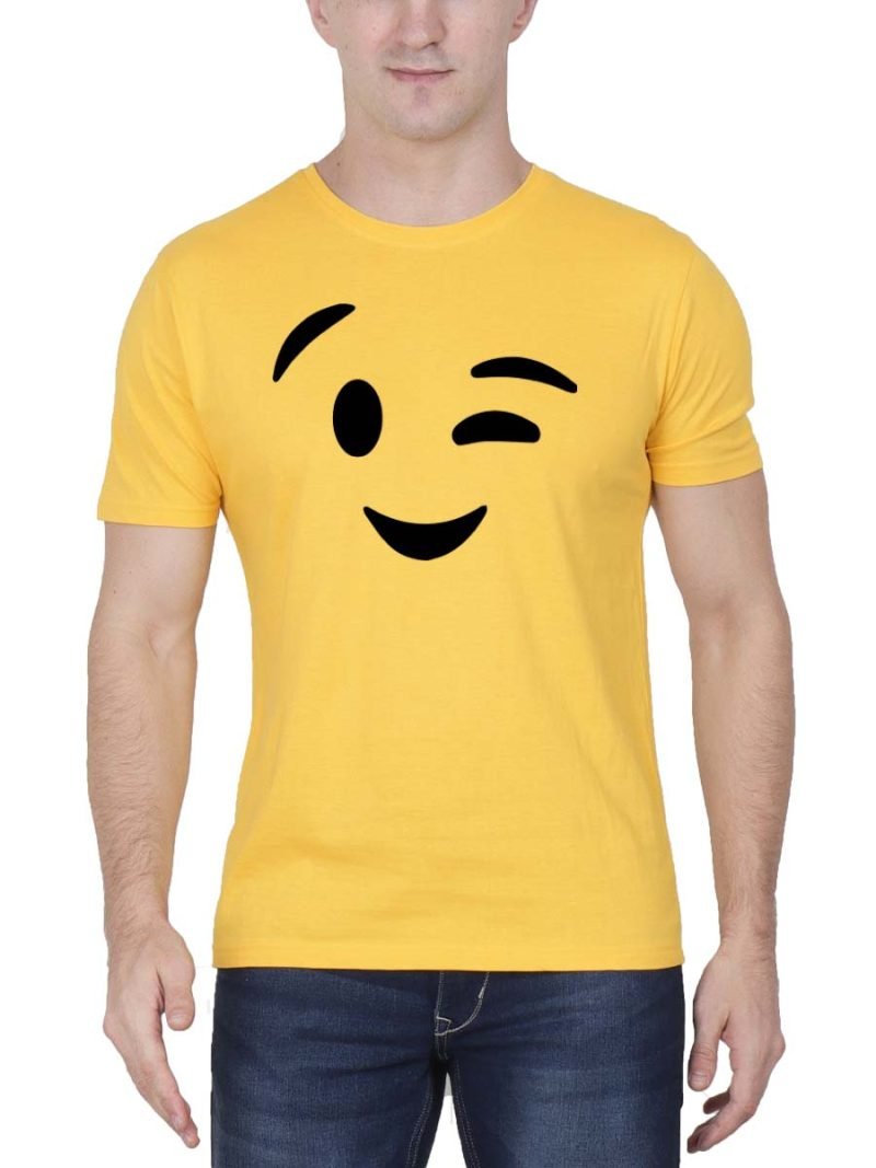 Wink Emoji Graphic T-Shirt